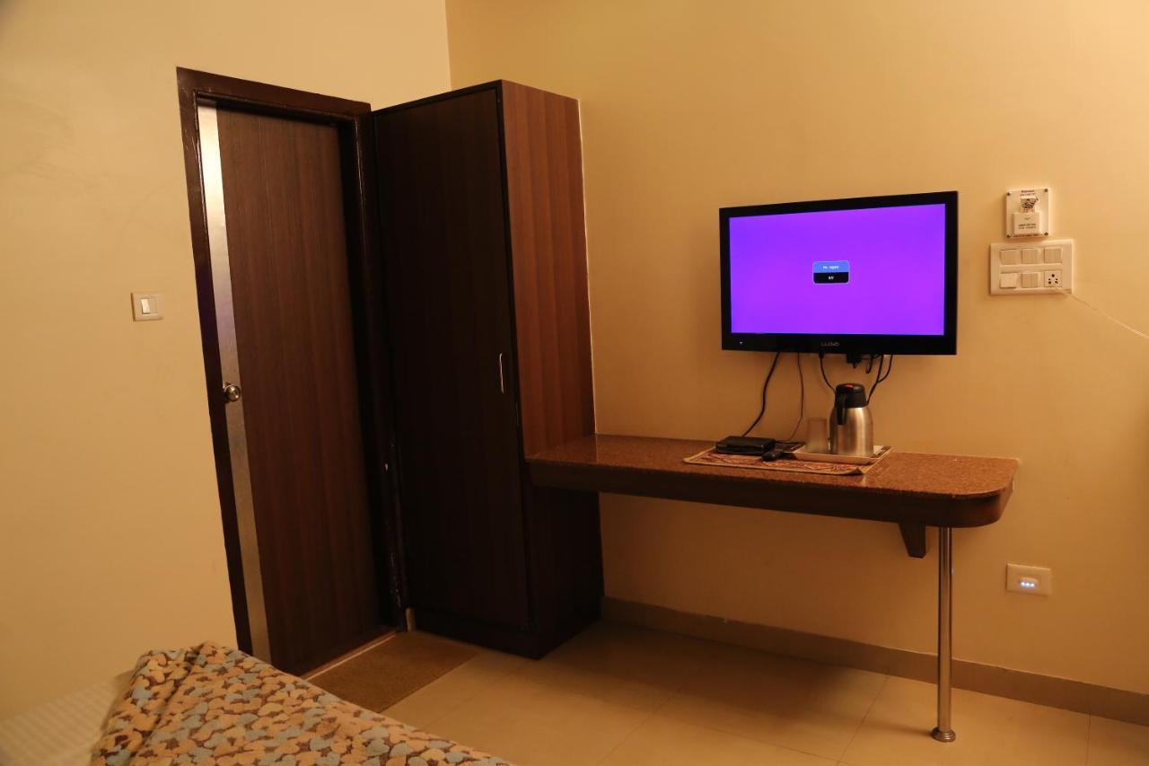 Mewar Hotel ชัยปุระ ภายนอก รูปภาพ